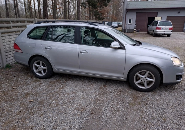 Volkswagen Golf cena 15900 przebieg: 210000, rok produkcji 2008 z Sanok małe 191